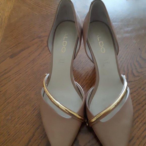 Nude ALDO shoes size 7 - Picture 3 of 3